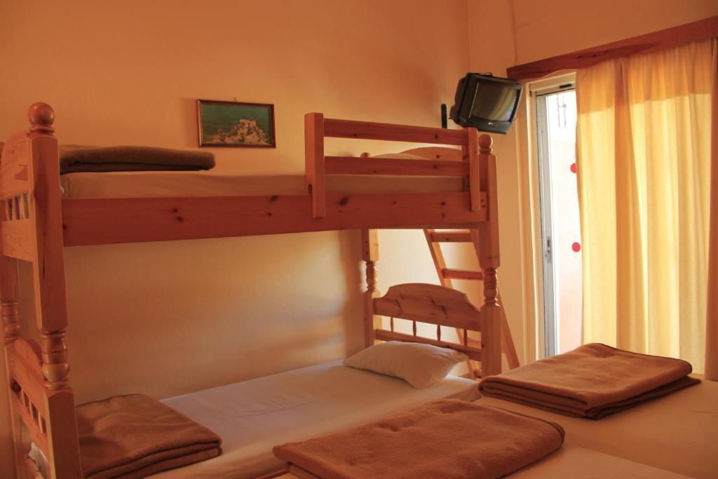 Hotel Galaxias Agioi Pandes Quarto foto